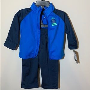 Under Armour baby boy size 6/9 months jogger suit